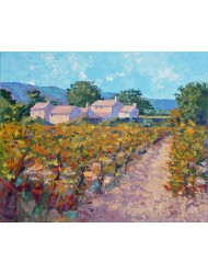 Ferme avec vigne en automne